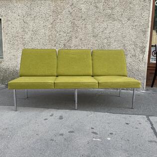 Couch von Wiesner Hager