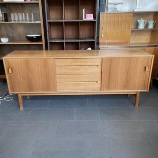 Helles Troeds Sideboard Teakholz