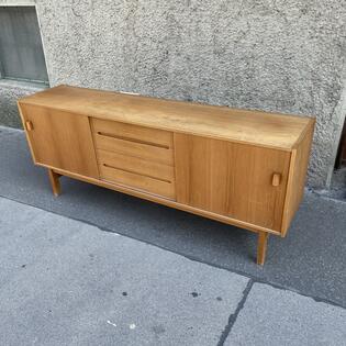 Helles Troeds Sideboard Teakholz