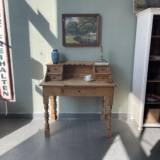 Vollholz Schreibtisch mit Aufsatz