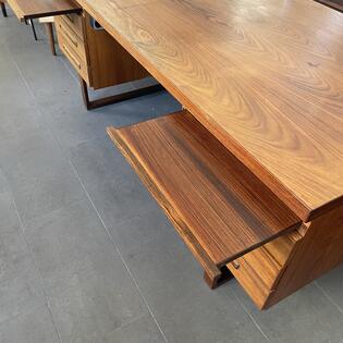 Schreibtisch Dyrlund