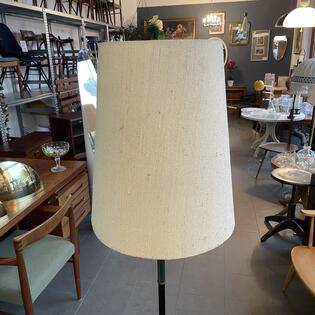 Stehlampe