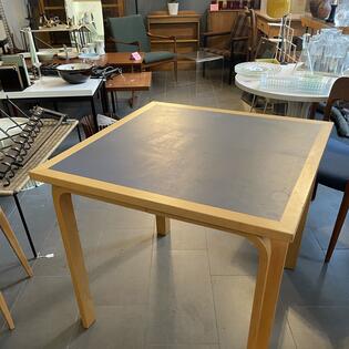 Quadratischer Tisch Dänemark