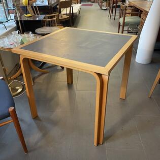 Quadratischer Tisch Dänemark