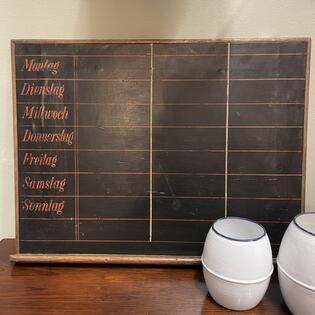 Tafel mit Wochentagen