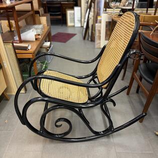 Schaukelstuhl Thonet