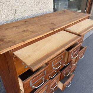 Apothekenschrank