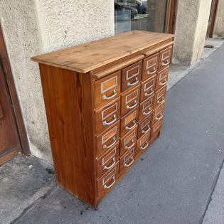 Apothekenschrank