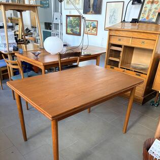 Teaholz Esstisch 120